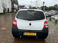 Renault twingo 1.2-16v dynamique 2x pano dak sportvelgen sj-052-s - afbeelding 7 van  24