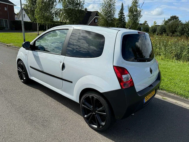 Renault twingo 1.2-16v dynamique 2x pano dak sportvelgen sj-052-s - afbeelding 24 van  24