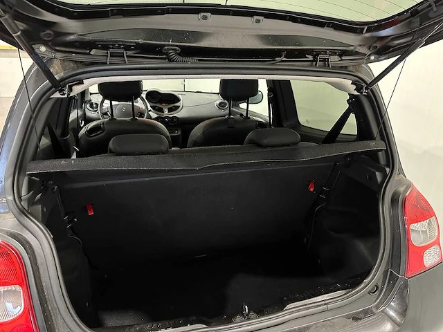 Renault twingo 1.2-16v dynamique 50-njv-5 - afbeelding 10 van  18