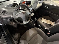 Renault twingo 1.2-16v dynamique, 61-jrr-7 - afbeelding 12 van  13