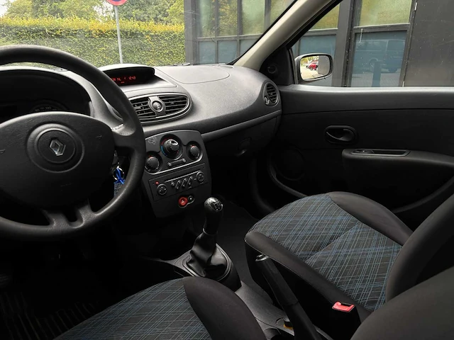 Renault twingo 1.2 16v initiale, 66-zk-fr - afbeelding 9 van  13