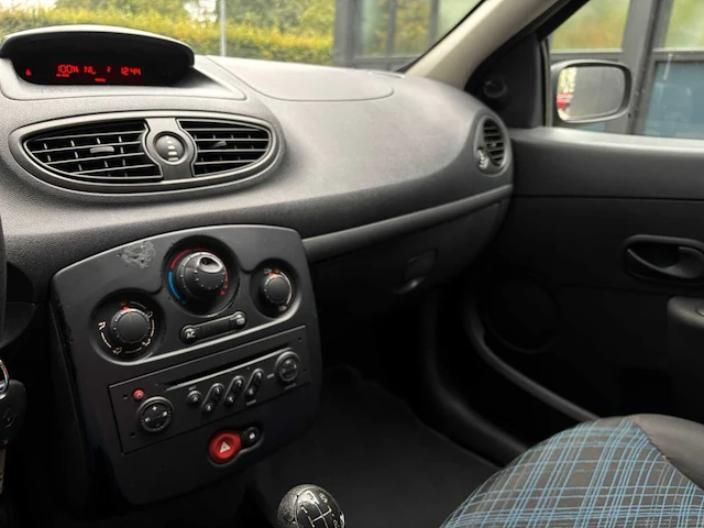 Renault twingo 1.2 16v initiale, 66-zk-fr - afbeelding 12 van  13