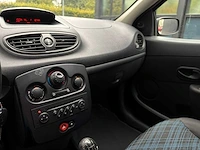 Renault twingo 1.2 16v initiale, 66-zk-fr - afbeelding 12 van  13