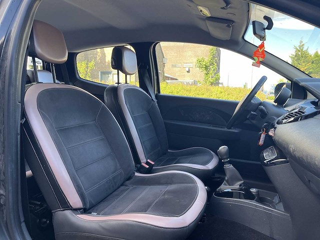 Renault twingo 1.2-16v miss sixty car 2011 | 90-slb-5 - afbeelding 20 van  21