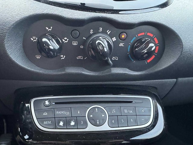 Renault twingo 1.2 16v night & day, 35-spx-1 - afbeelding 14 van  24
