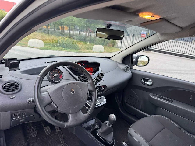 Renault twingo 1.2 16v night & day, 76000 km 1e eigenaar 35-spx-1 - afbeelding 6 van  24