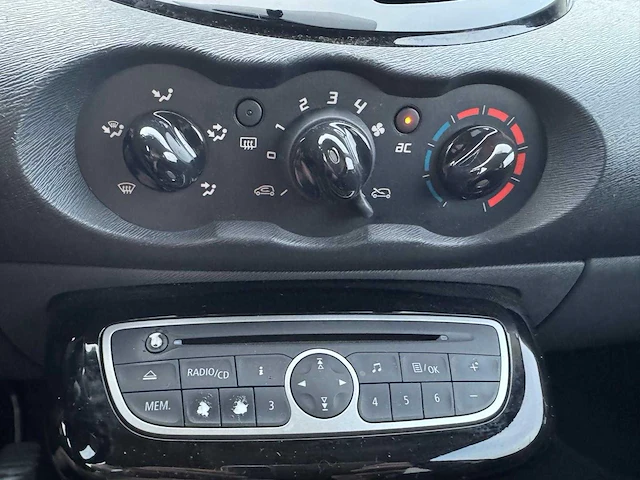 Renault twingo 1.2 16v night & day, 76000 km 1e eigenaar 35-spx-1 - afbeelding 14 van  24