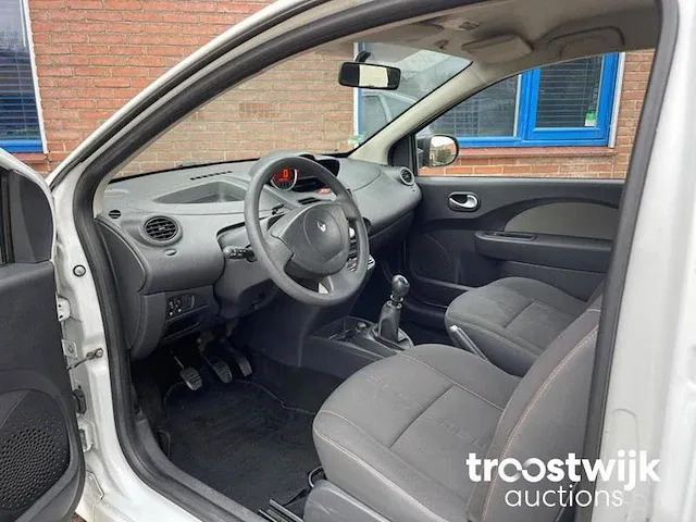 Renault twingo 1.2-16v night & day, jg-495-l - afbeelding 9 van  10
