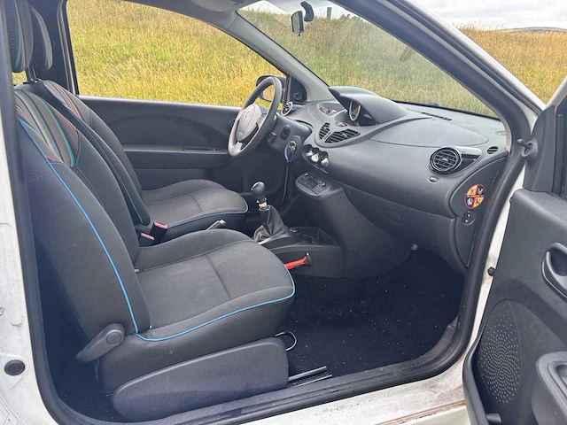 Renault twingo 1.2 16v parisienne 2014 | 9-xkd-10 i - afbeelding 2 van  13