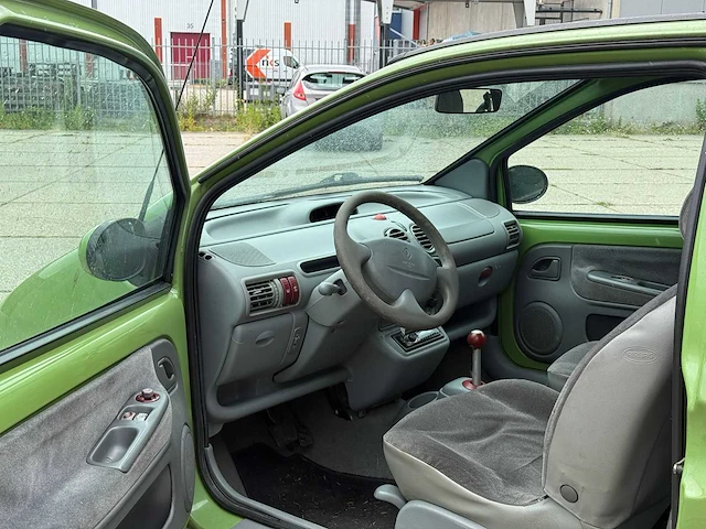 Renault twingo 1.2 expression quickshift 5, 67-nst-3 - afbeelding 7 van  10
