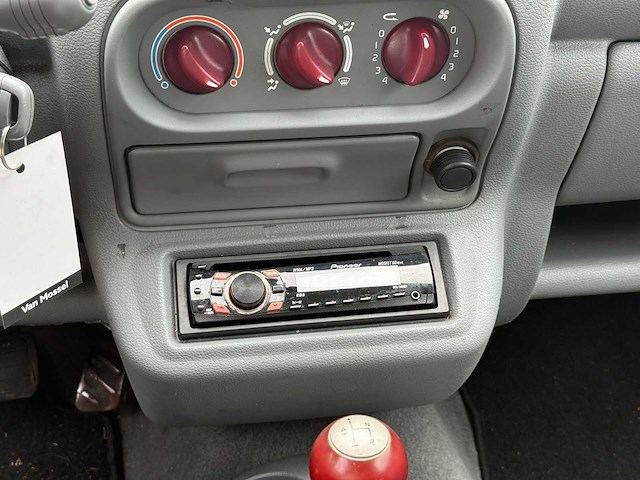 Renault twingo 1.2 expression quickshift 5, 67-nst-3 - afbeelding 10 van  10