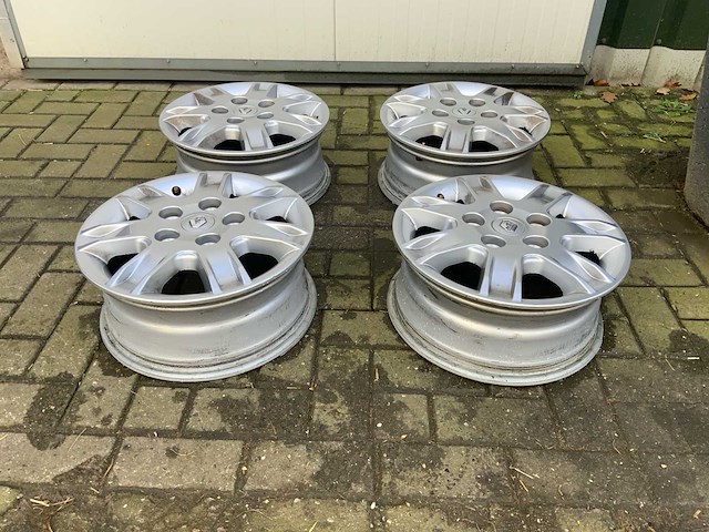 Renault velg - afbeelding 2 van  9