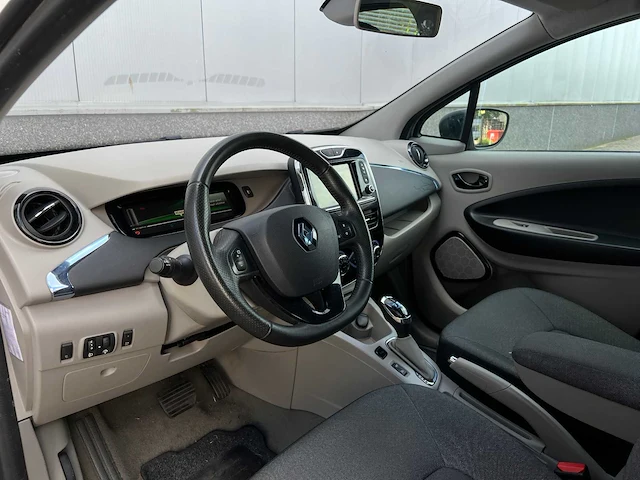 Renault zoe q210 zen quickcharge 22 kwh 88pk 2013, rg-303-s - afbeelding 18 van  52