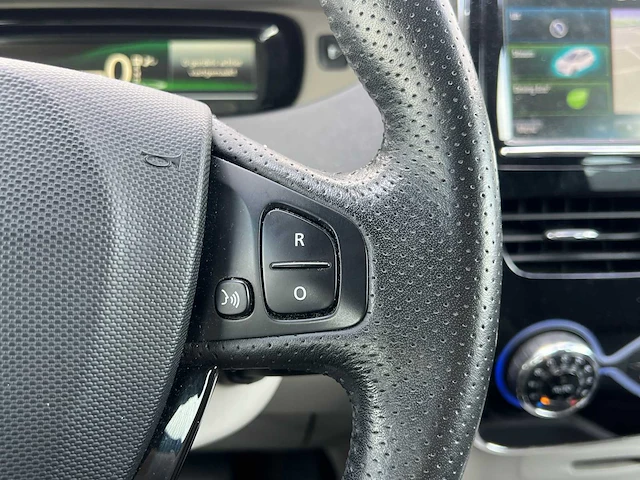 Renault zoe q210 zen quickcharge 22 kwh 88pk 2013, rg-303-s - afbeelding 22 van  52
