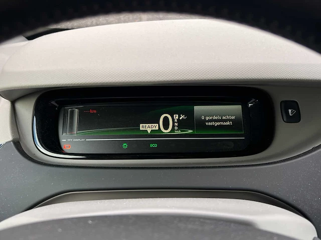 Renault zoe q210 zen quickcharge 22 kwh 88pk 2013, rg-303-s - afbeelding 27 van  52