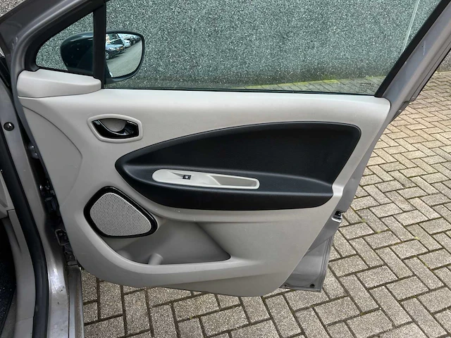 Renault zoe q210 zen quickcharge 22 kwh 88pk 2013, rg-303-s - afbeelding 36 van  52