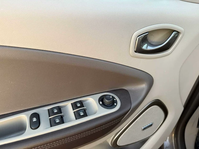 Renault zoe q90 bose qc 40 , nj-953-f - afbeelding 9 van  21