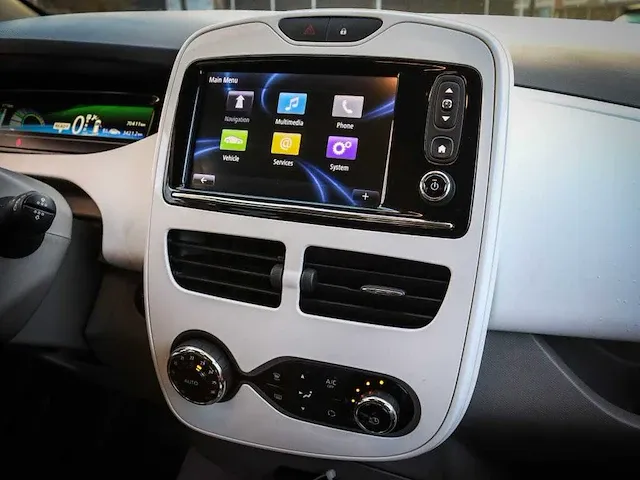 Renault zoe r90 life 41 kwh inclusief eigen accu!!! rv-810-n - afbeelding 13 van  18