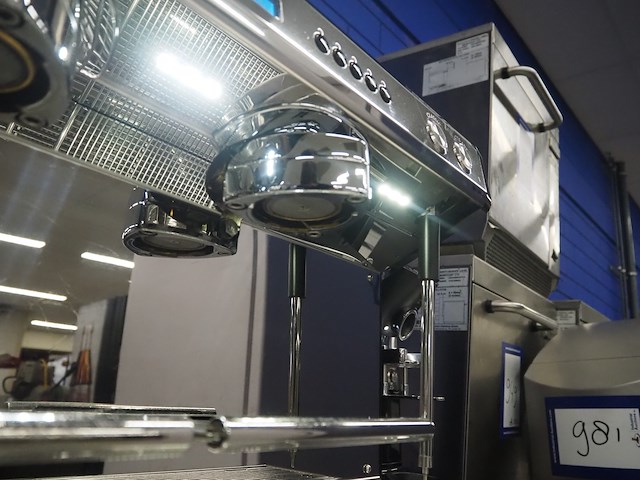 Reneka international sarl - afbeelding 12 van  16