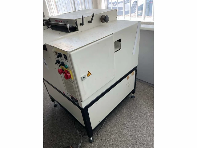 Renz rsb 360 spiraal bindmachine - afbeelding 12 van  12