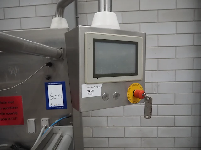 Repak - afbeelding 13 van  38