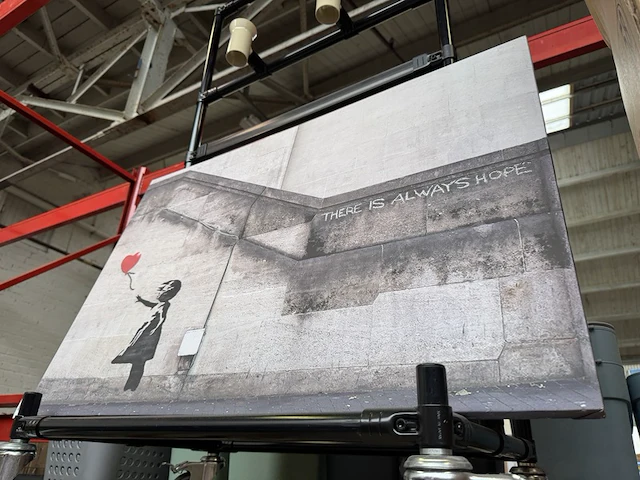 Replica banksy op canvas - afbeelding 2 van  4