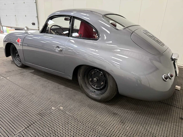 Replica porsch 356 - oldtimer - 1967 - afbeelding 34 van  57