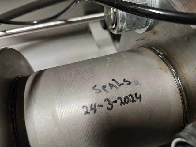 Resato - 2021 - acm 2040 - 1 - waterstraalsnijmachine - afbeelding 13 van  25