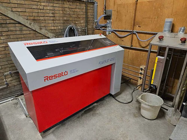 Resato - 2021 - acm 2040 - 1 - waterstraalsnijmachine - afbeelding 12 van  25