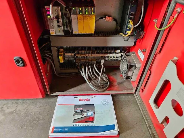 Resato - acm 3015 - waterstraalsnijmachine - afbeelding 6 van  18