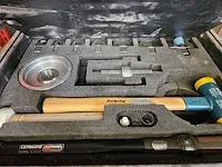 Resato - acm 3015 - waterstraalsnijmachine - afbeelding 7 van  18