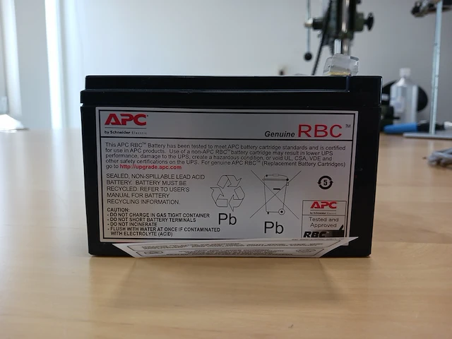 Reserve accu , apc, genuine rbc | locatie roden - afbeelding 2 van  6