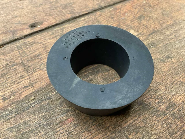 Resilent mount part (10x) - afbeelding 2 van  4