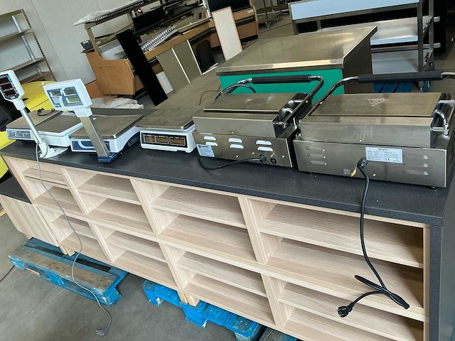 Rest partij keukenmachines 2x grill, 4 weegschalen - afbeelding 6 van  18