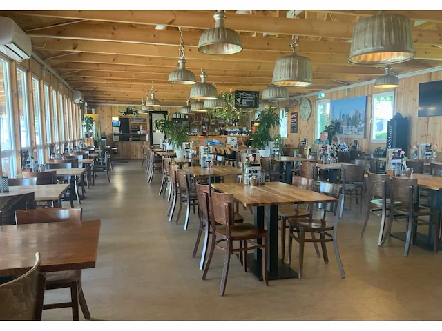Restaurant inrichting - afbeelding 1 van  9