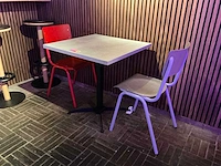 Restaurantmeubilair met 45 stoelen - afbeelding 1 van  8