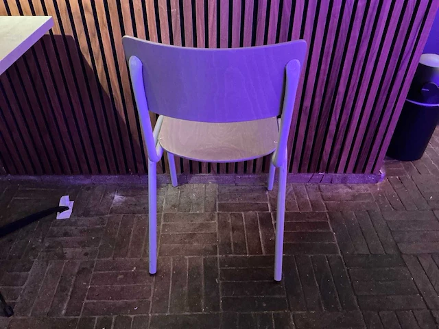 Restaurantmeubilair met 45 stoelen - afbeelding 4 van  8