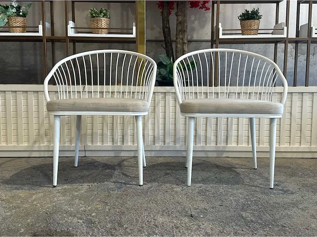 Restaurantstoel gepoedercoat (2x) - afbeelding 2 van  6