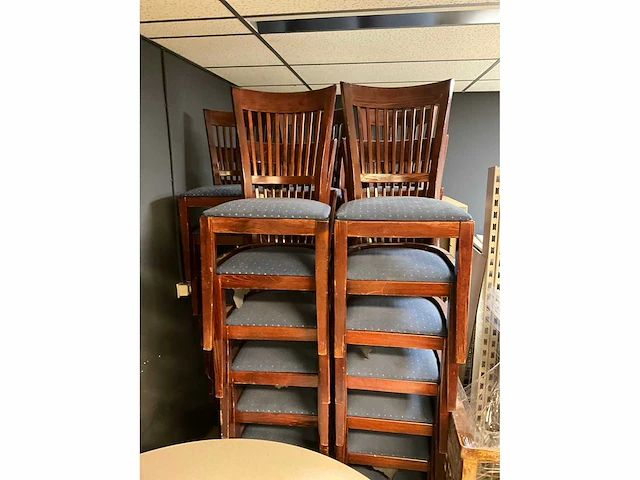 Restaurantstoelen (35x) - afbeelding 6 van  7