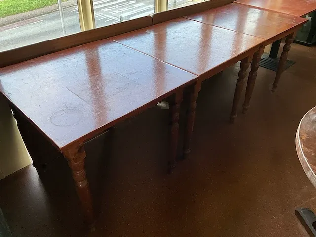 Restauranttafel (3x) - afbeelding 1 van  3