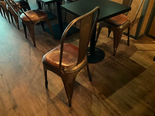 Restauranttafel met 2 stoelen (5x) - afbeelding 5 van  6