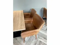 Restauranttafel met 4 lederen fauteuils - afbeelding 7 van  7
