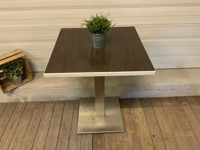 Restauranttafel met rvs onderstel (2x) - afbeelding 2 van  4