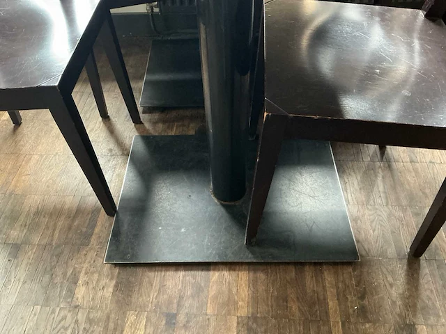 Restauranttafel met stoelen - afbeelding 4 van  6