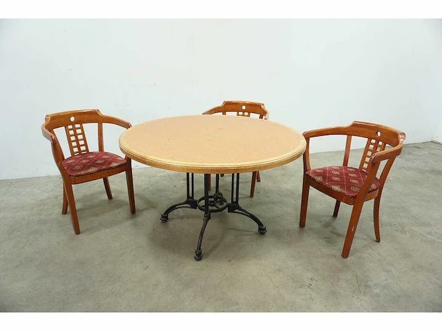 Restauranttafel met stoelen - afbeelding 1 van  5