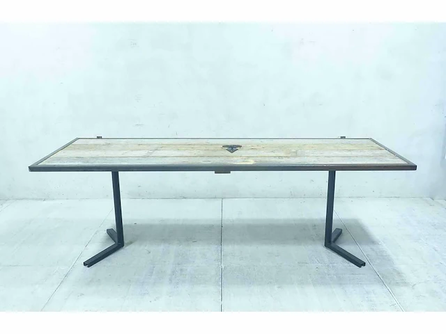 Restauranttafel vintage - afbeelding 1 van  3