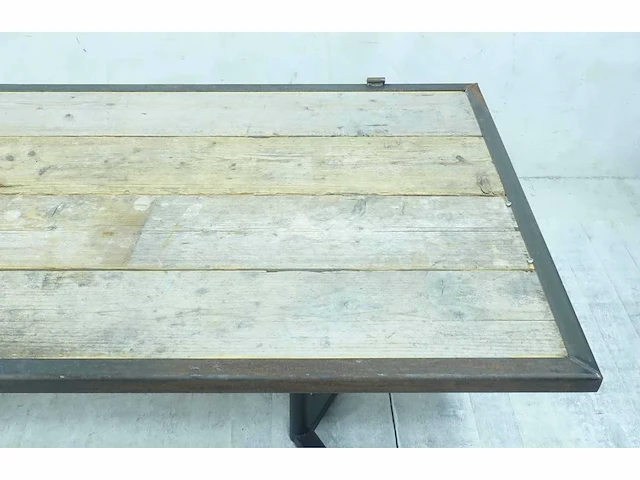 Restauranttafel vintage - afbeelding 2 van  3