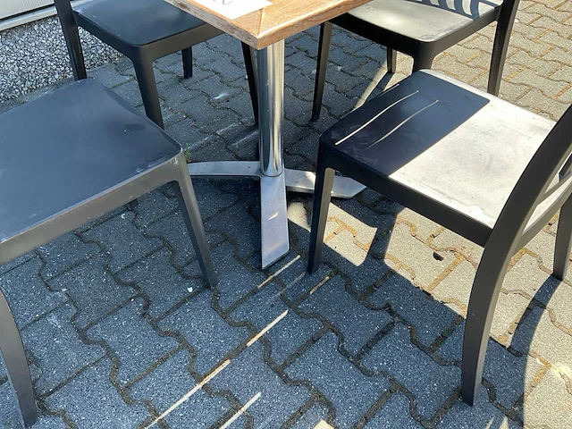 Restauranttafels en stoelen (55x) - afbeelding 6 van  9