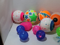 Restparij speelgoed ruim 14 stuks oa ballen - afbeelding 6 van  7