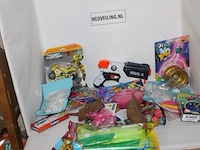 Restpartij speelgoed 20 stuks - afbeelding 1 van  7